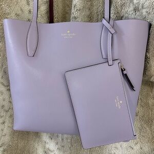 Kate Spade New York
ARCH REVERSIBLE TOTE